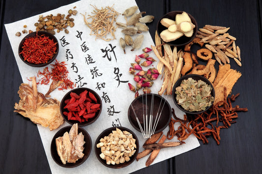 Hanbang und Kampo: Die alte Kraft traditioneller Kräuter in der modernen asiatischen Kosmetik (2025)-Wonder Skin