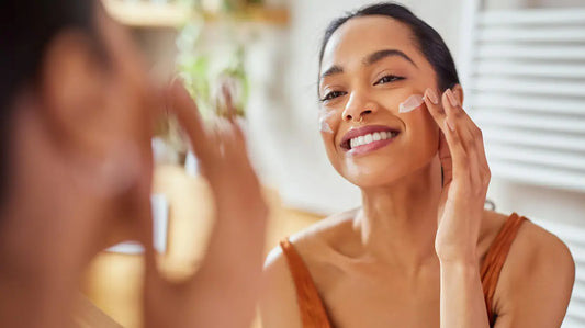 Sonnenschutz jeden Tag - Nicht nur Sommermode: Alles über Sonnenschutz und Anti-Aging-Wonder Skin