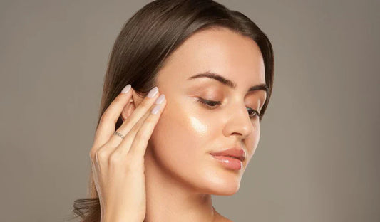 Peptide: Die intelligenten „Architekten“ für eine gefestigte Haut ab 45 in der koreanischen und japanischen Kosmetik-Wonder Skin