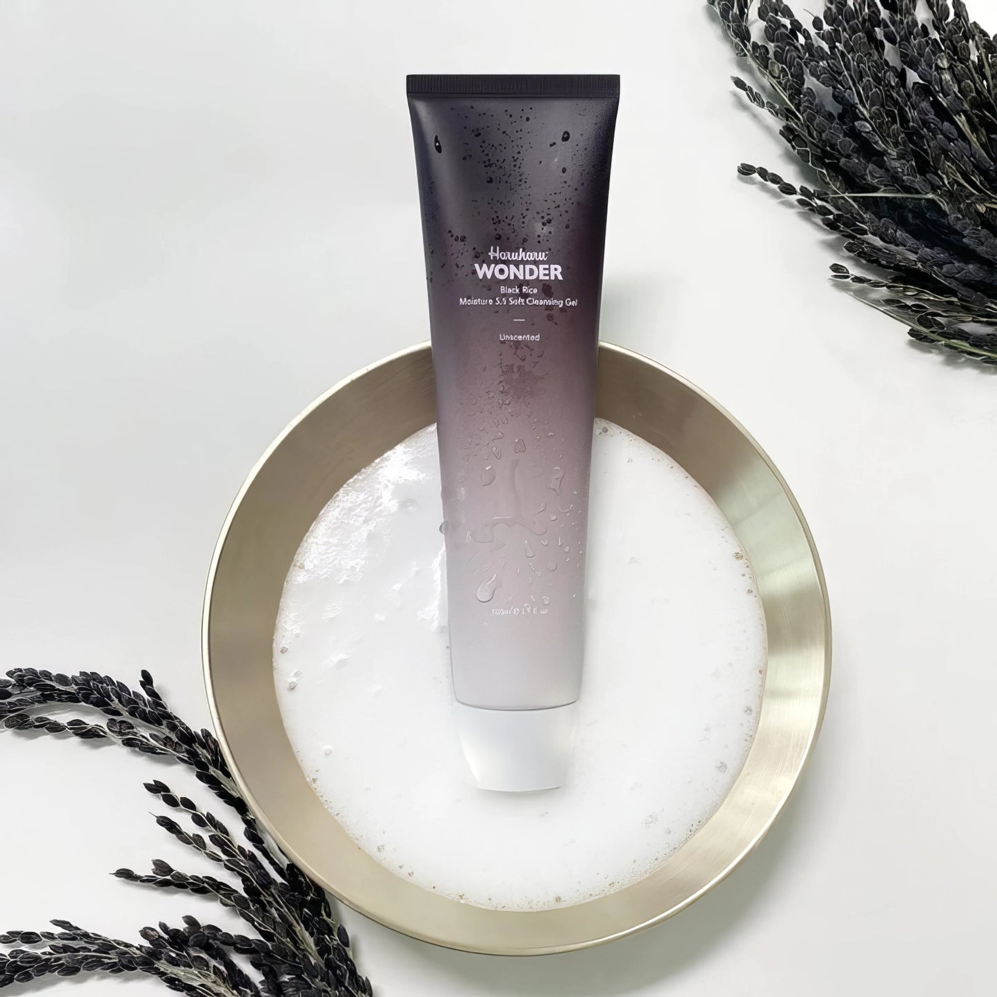 Haruharu Wonder Black Rice Moisture 5.5 Soft Cleansing Gel 100ml-Wonder Skin