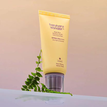 Haruharu Wonder Black Rice Moisture Airyfit Daily Sunscreen SPF50+/PA++++ 50ml-Wonder Skin