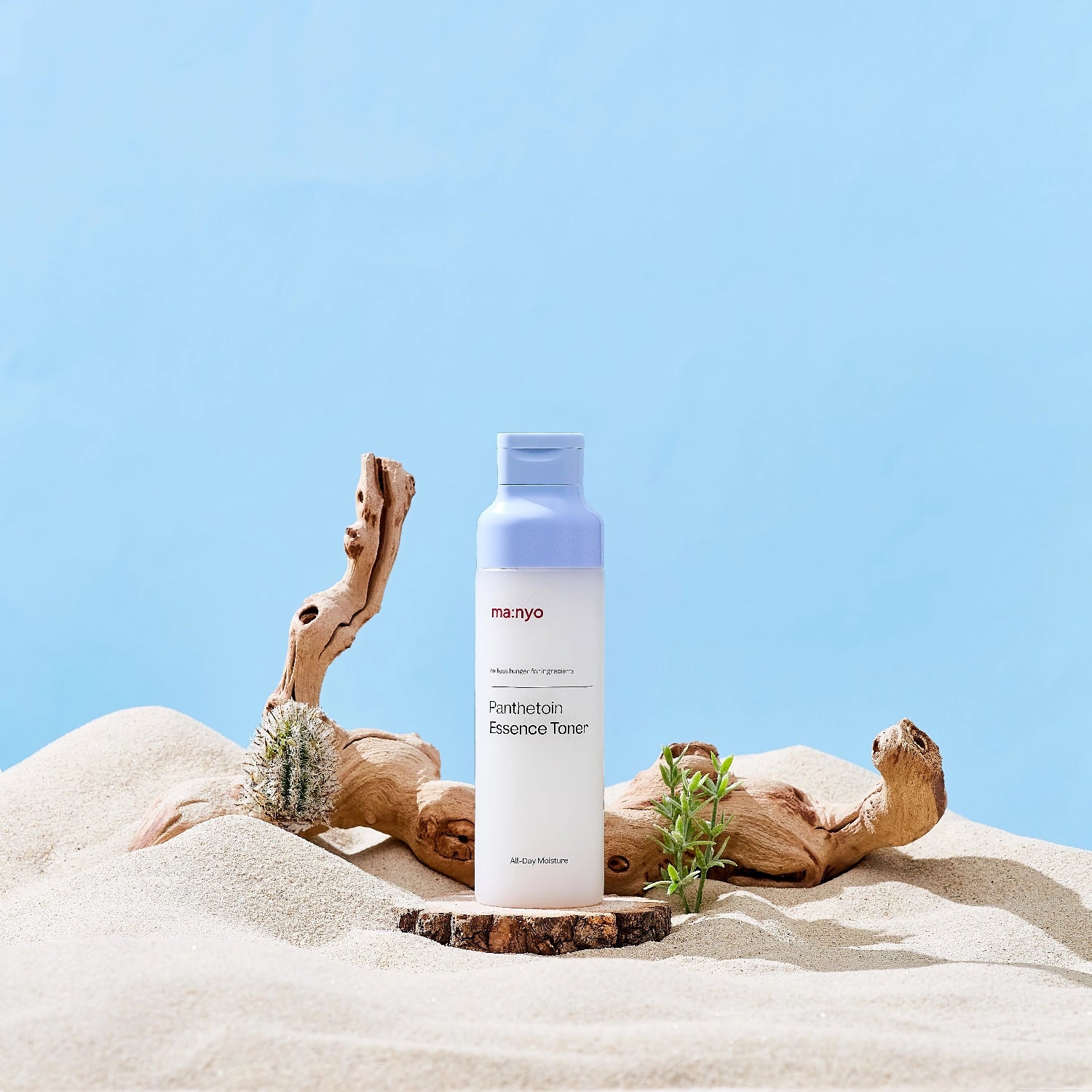 ma:nyo Panthetoin Essence Toner 200ml-Wonder Skin